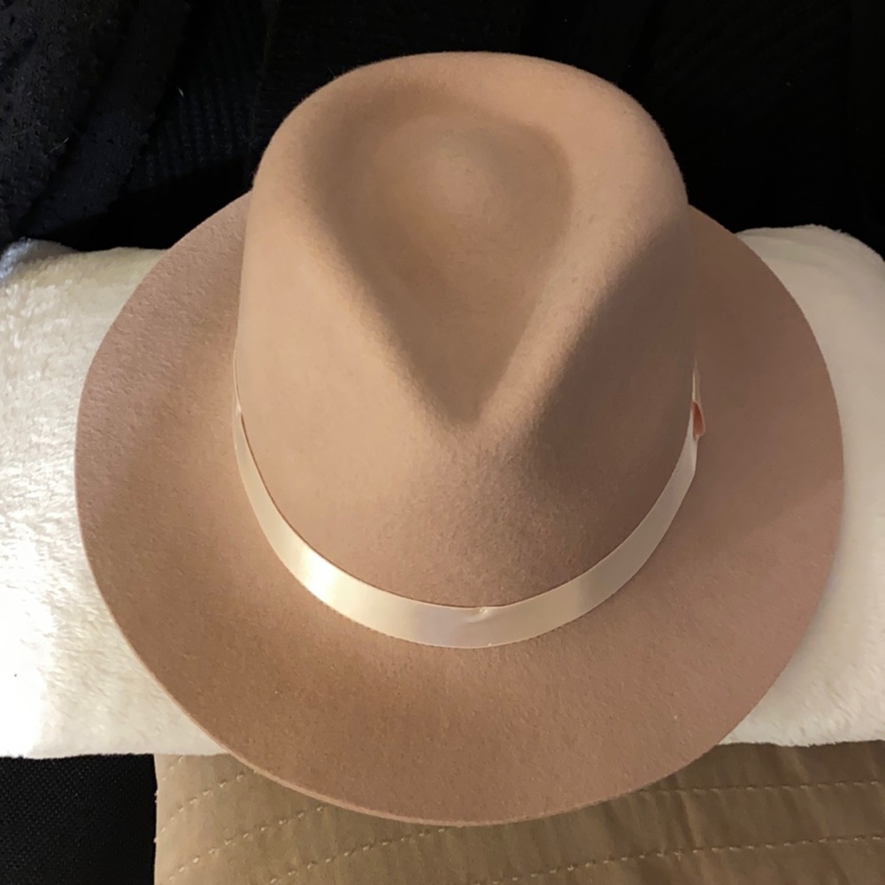 Women’s hat